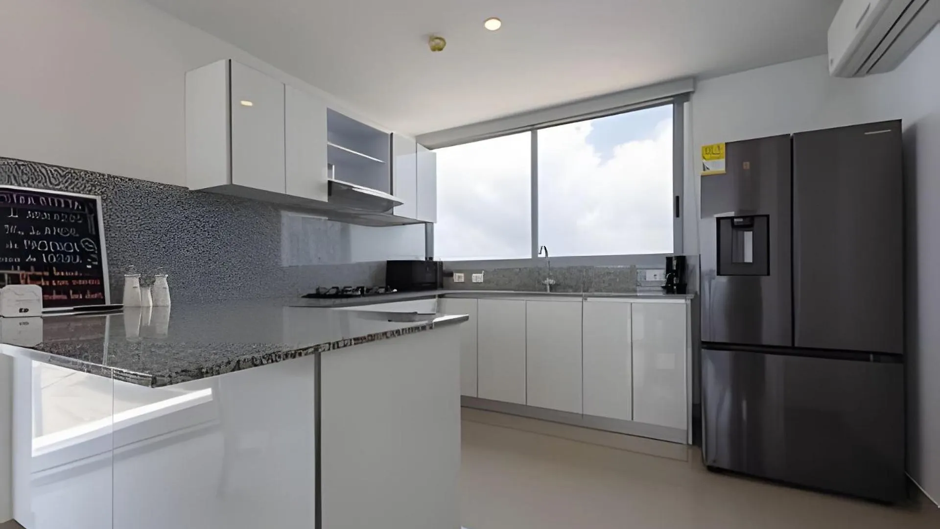 Awesome Sea View And Historic Center “Morros City” Cartagena Apartment